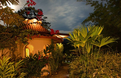 Uvita Villa | Villa de 2 Ubicado en el paraíso tropical, 51 pies piscina
