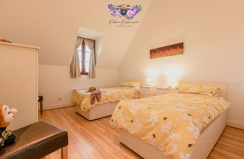 Brantome-en-Perigord Villa | Villas con capacidad para 1 a 10 en Dordoña con piscina y restaurante.