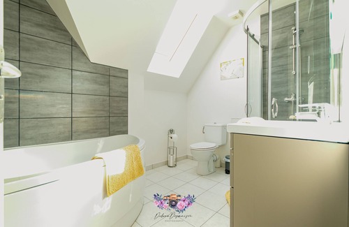 Brantome-en-Perigord Villa | Villas con capacidad para 1 a 10 en Dordoña con piscina y restaurante.