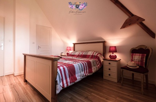 Brantome-en-Perigord Villa | Villas con capacidad para 1 a 10 en Dordoña con piscina y restaurante.