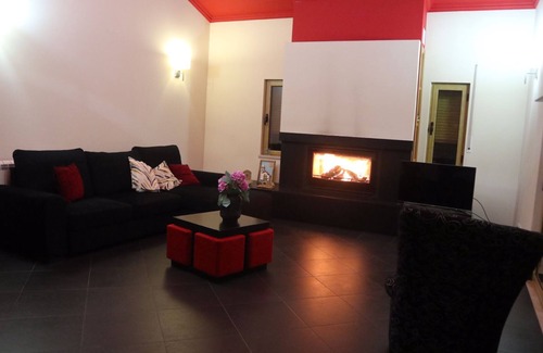 Areias Casa | Villa for up to 18 people with swimming pool 10 minutes from the blue lake