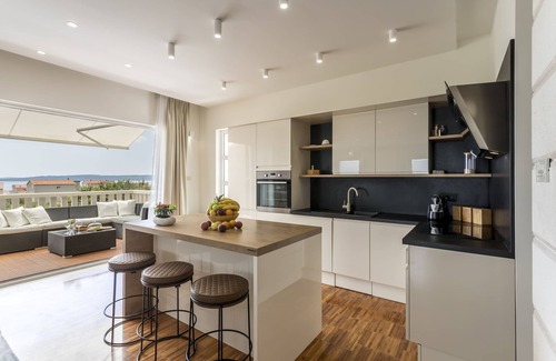 Kastel Gomilica Villa | Villa Fox Exclusive - PISCINA CLIMATIZADA, VISTA AL MAR, GIMNASIO Y BARBACOA