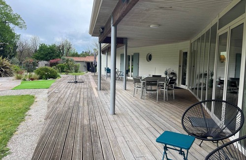 Barbezieux-Saint-Hilaire Villa | Villa Anani 4 stars heated pool, secure