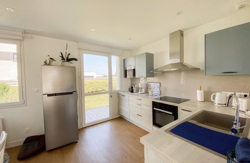 Saint-Jean-de-la-Riviere Villa | Villa Espérance, a stone's throw from Barneville beach, rated 3 ***.