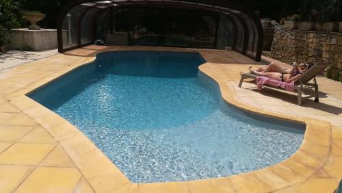 Sainte-Anastasie-sur-Issole Cama Y Desayuno | Villa QUINISSOLE