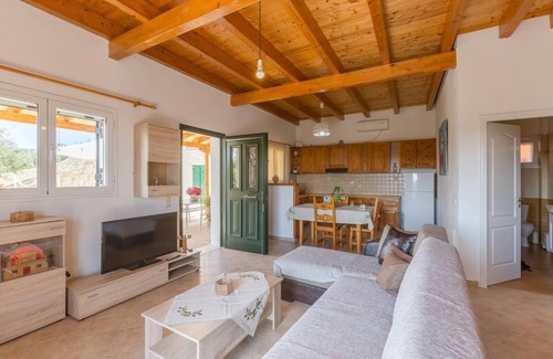 Koutsi Villa | Villa Francesca - Dos Habitaciones Villa, Capacidad 4
