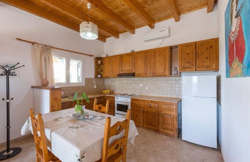 Koutsi Villa | Villa Francesca - Dos Habitaciones Villa, Capacidad 4