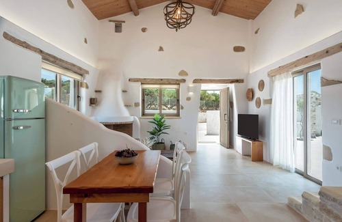 Kaliviani Casa | Villa Froudi Summary:
