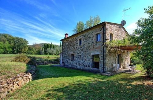 San Casciano dei Bagni Villa | Villa en San Casciano Dei Bagni con 3 habitaciones, capacidad 6