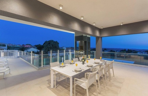 Kastelir Villa | Villa Gabrijela by Istrabook