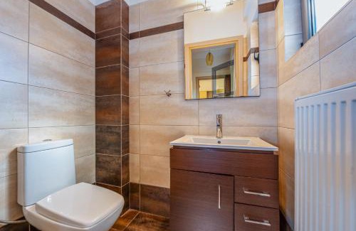 Vari Villa | Villa Galano - Your Cozy Retreat In The Athenian Riviera