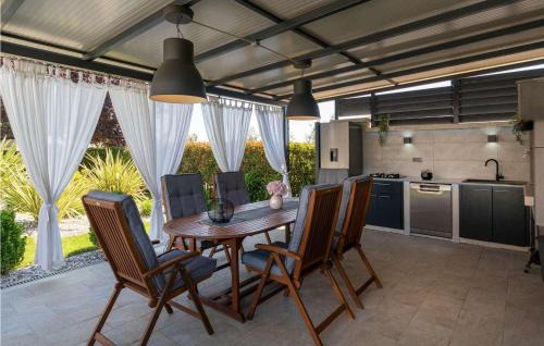Kastelir-Labinci Casa | Villa Gambin