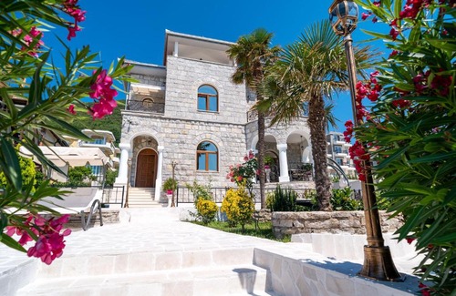 Bijela Villa | Villa Garden Beach