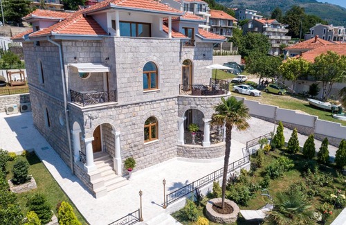 Bijela Villa | Villa Garden Beach