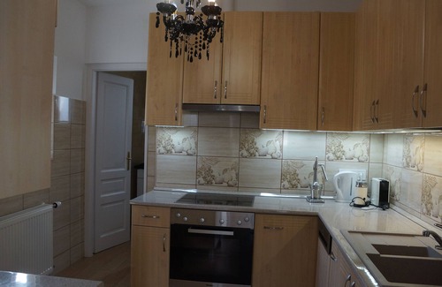 Matyasfoeld Apartamento | Villa Garden - Charming 2-bedroom - with WiFi and AC in Budapest +free parking