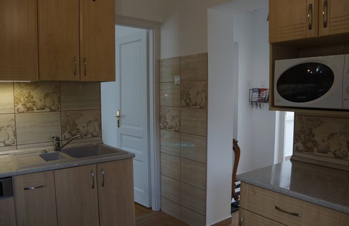 Matyasfoeld Apartamento | Villa Garden - Charming 2-bedroom - with WiFi and AC in Budapest +free parking