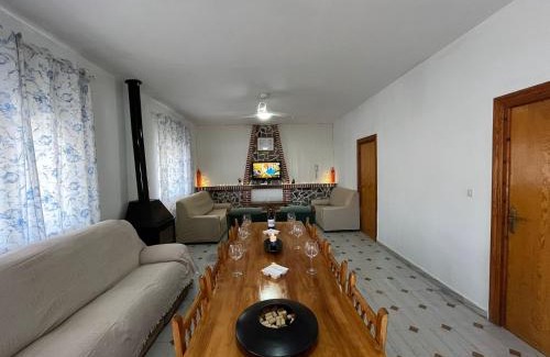 El Caracolero Casa | Villa Garruchal