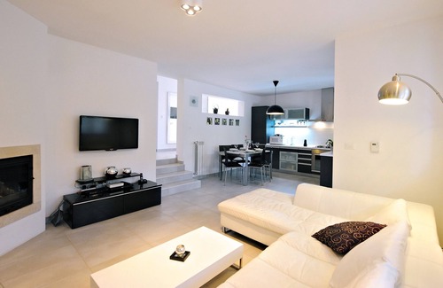 Puntera Villa | Villa Gea - Three Bedroom with Swimming Pool
