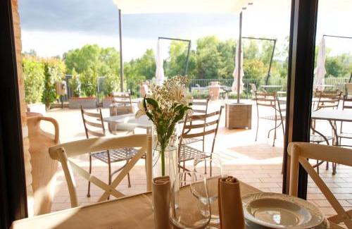 Camerano Casa | Villa Gens Camuria