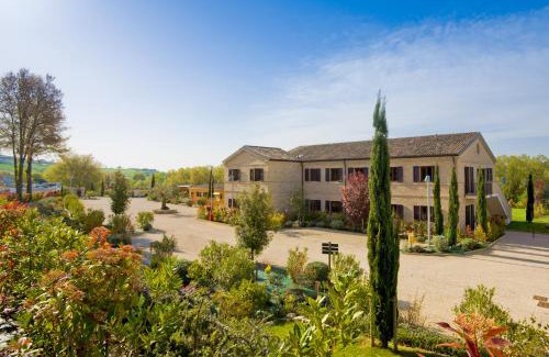 Camerano Casa | Villa Gens Camuria