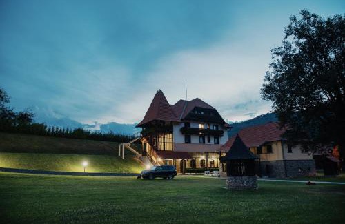 Salciua de Jos Casa | VILLA GHERMAN