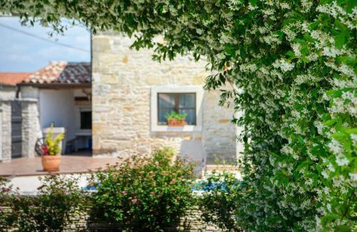 Valtura Villa | VILLA GINA