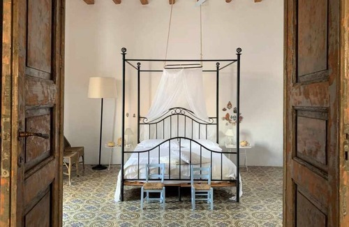 Malfa Casa | Villa Ginestra - from the end of the 19th century, elegant and with a splendid view of the sea