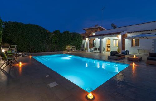 Fontane Bianche Villa | Villa Gioia 400m from the beach