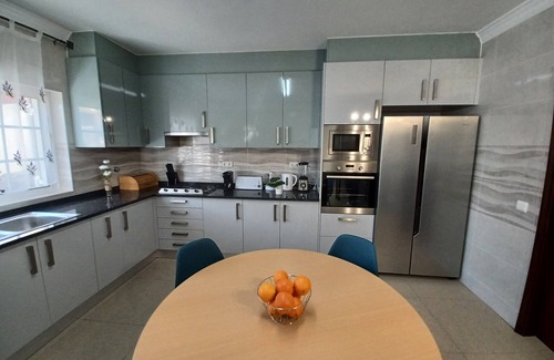 Chinicato Villa | Villa Girasol with private swimming pool and jacuzzi