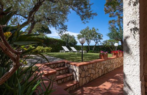 Mazzaforno Villa | Villa Giulia fronte mare con spiaggia privata