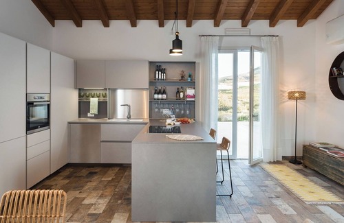 Buseto Palizzolo Villa | Villa Giuseppina near shops and restaurants