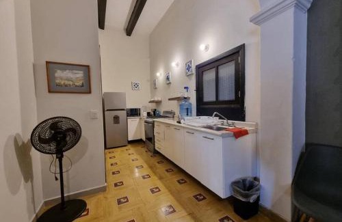 Zona Centro Apartamento | Villa Golondrinas, in Main Downtown, with A/C and Free Parking!