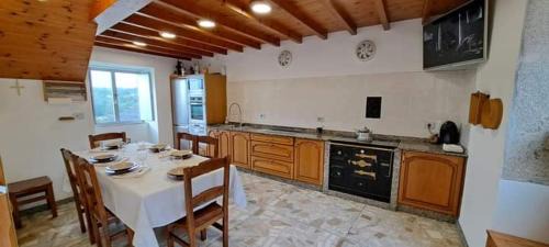Ponteceso Casa | Villa Gondomil