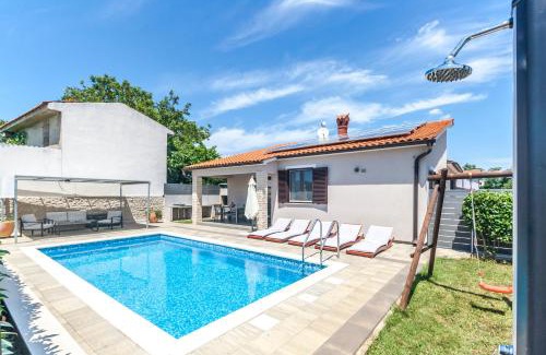 Marcana Villa | Villa Gortan - Pool house for 7 guests near Pula Istria - Ferienhaus Istrien