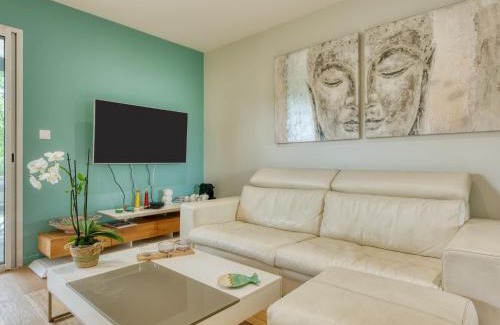 Grayan-Et-L'Hopital Villa | Villa Grande Dépée by Interhome