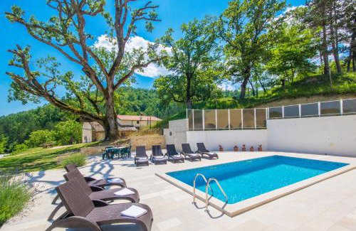 Cerovlje Casa | Villa Gresti, a beautiful and private summer villa