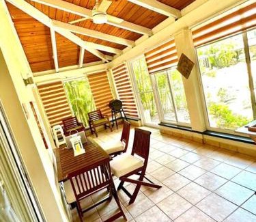 Guayacanes Villa | Villa Grupal en Metro Country Club.