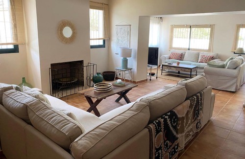 Alcalá de Guadaira Casa | Villa Guadaira, holiday house with pool in Seville southern Spain