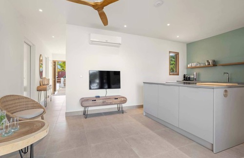 Hato Villa | Villa Hamlet Harmony right by the sea with a cooling private pool