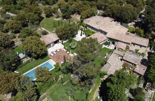 Gordes Cama Y Desayuno | Villa Hautvallon - Peaceful Escape in Provence