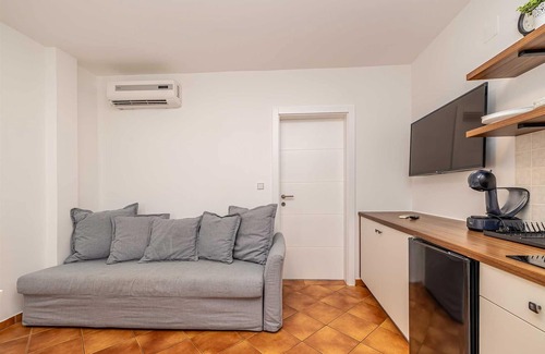 Linardici Apartamento | Apartamento bonito y confortable con piscina comunitaria en Linardici, Island Krk, Croacia para 2 personas