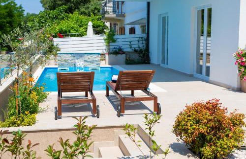 Klanfari Villa | Villa Hedera