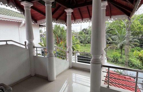 Negombo Villa | Villa Hirunika