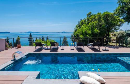 Mlini Villa | Villa Hortensia-With Private Pool and Beaches Front