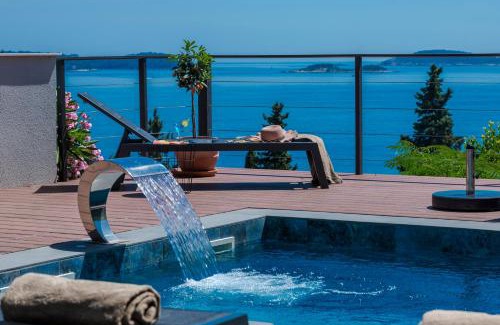 Mlini Villa | Villa Hortensia-With Private Pool and Beaches Front