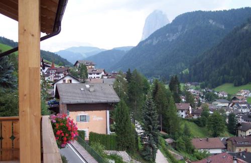 Ortisei Apartamento | Villa Hubertus