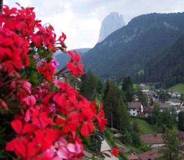 Ortisei Apartamento | Villa Hubertus