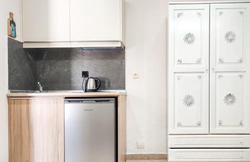 Potos Apartamento | VILLA IATROU