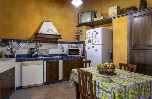 Menfi Villa | Villa 'Villino Il Melograno' con terraza privada, Wi-Fi y aire acondicionado