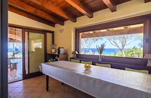 Tortoli Villa | 'Villa il Panorama di Orrí' con vistas al mar, jardín y aire acondicionado